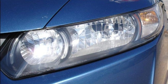 Blue car headlight restoration - after